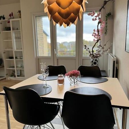 Stor Og Lys Lejlighed I Hjertet Af Holstebro Zewnętrze zdjęcie