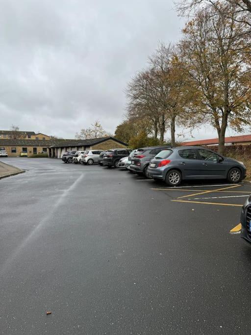 Stor Og Lys Lejlighed I Hjertet Af Holstebro Zewnętrze zdjęcie